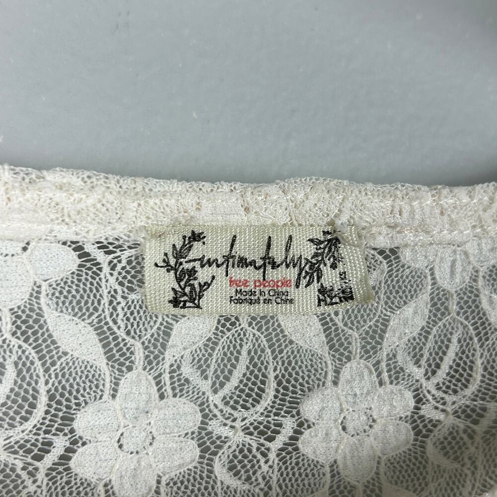 Free People Y2K White Floral Lace Cap Sleeve Ruched Baby Tee XS - Picture 5 of 7
